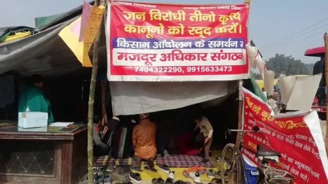सिंघु बॉर्डर पर किसान मज़दूर संगठन का टैंट