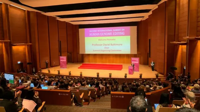 ప్రొఫెసర్ హీ జియాన్కూయ్