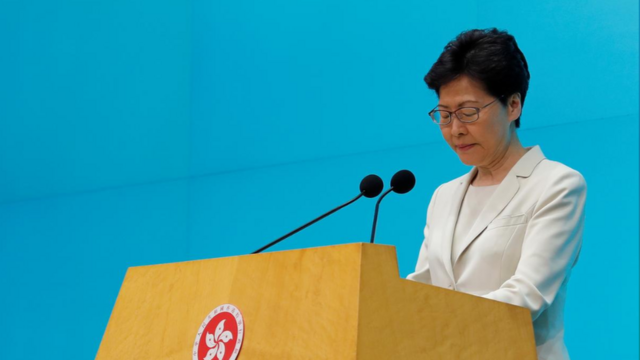 Trong buổi họp báo hôm 18/6, bà Carrie Lam cũng nói hãy cho bà 'một cơ hội nữa để lãnh đạo'