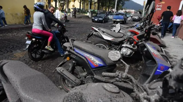 Ceniza sobre la Ciudad de Guatemala.