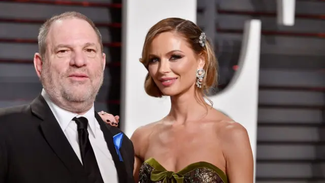 Weinstein y su esposa