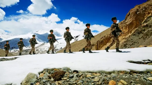 சீனா எல்லை படை