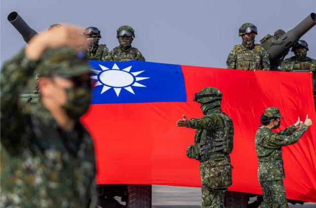台湾中华民国国旗与士兵