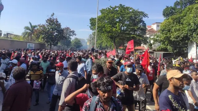 கொழும்பு ஆர்ப்பாட்டம்