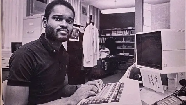 • دکستر کول حالا یکی از مدیران برجسته شبکه "تی‌وی‌ وان" شده است