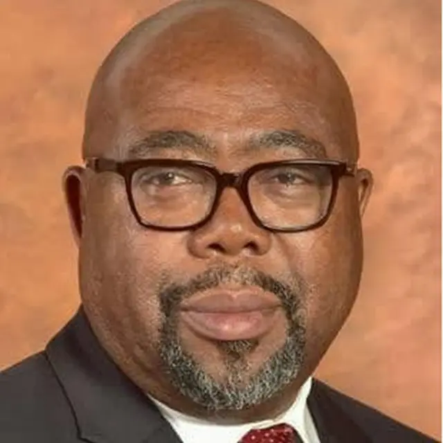 Wasiir Thulas Nxesi