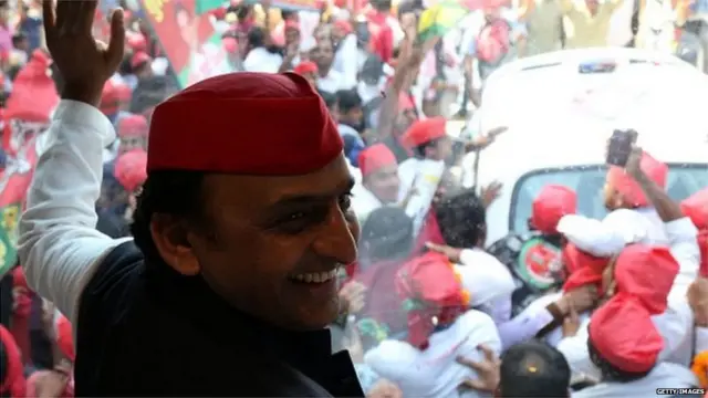 अखिलेश यादव