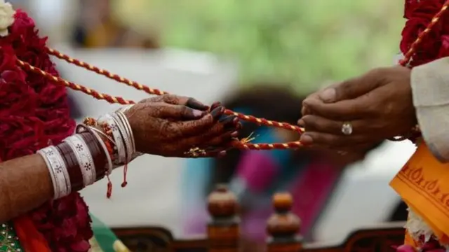 হিন্দু নেতারা বলছেন, এর ফলে হিন্দুদের ধর্মীয় অনুভূতিতে লাগতে পারে