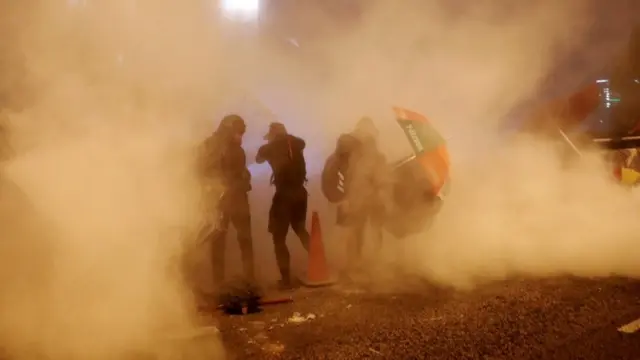 Облако газа на улице Гонконга