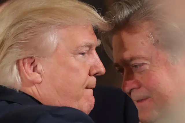 Donald Trump y Stephen Bannon