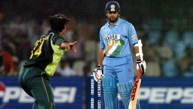 शोएब अख्तर और सचिन तेंदुलकर