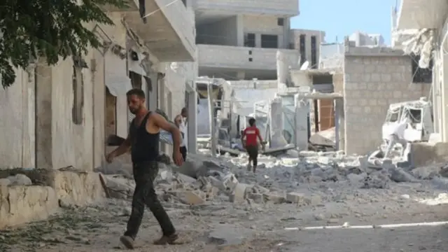 সাত বছরের গৃহযুদ্ধে বিধ্বস্ত সিরিয়া