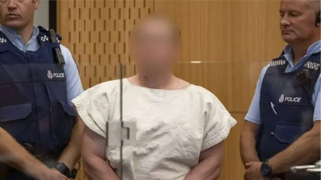 ব্রেন্টন টারান্টকে শনিবার ক্রাইস্টচার্চে এক আদালতে হাজির করা হয়