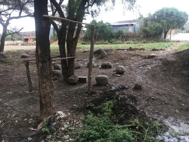 እቶም መናእሰይ ከፍ ኢሎምሉ ዝነበሩ ቦታ