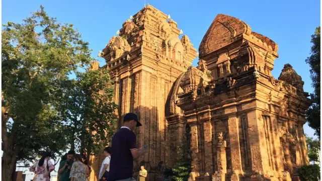 વિયેતનામમાં આવેલું હિંદુ મંદિર