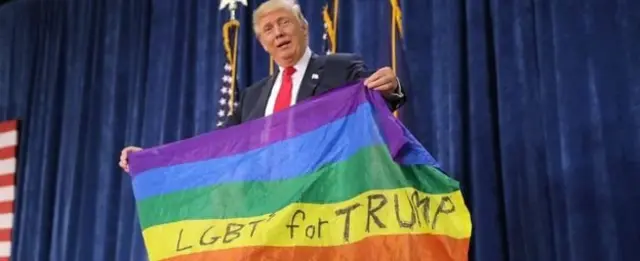 සංක්‍රාන්ති ලිංගිකයන්ගේ සහ සමලිංගිකයන්ගේ අයිතීන් වෙනුවෙන් තමා සටන් කරන බවට ඩොනල්ඩ් ට්‍රම්ප් මැතිවරණ වේදිකාවේදී පොරොන්දු විය