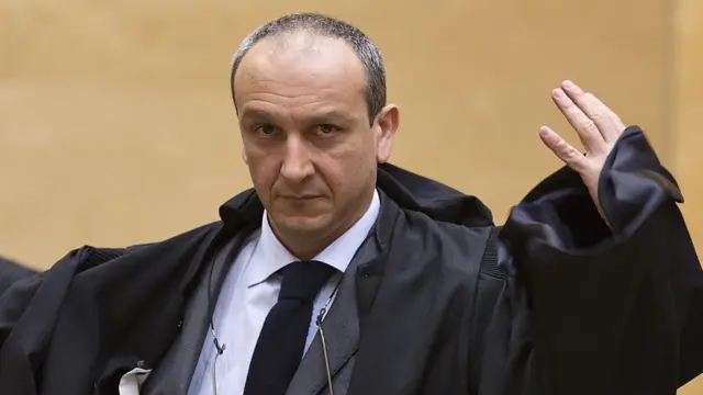 Maitre Emmanuel Altit aho yaburanira Laurent Gbagbo mu 2013
