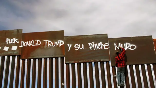 Protesta contra el muro de Trump