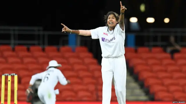 झूलन गोस्वामी