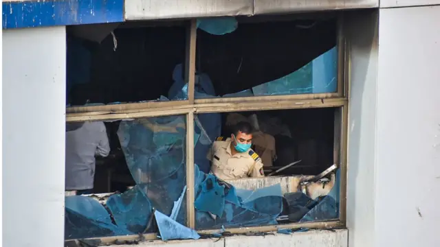 विजय वल्लभ हॉस्पिटलमधील आगीनंतरची परिस्थिती