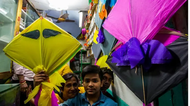 ঘুড়ি উড়ানো