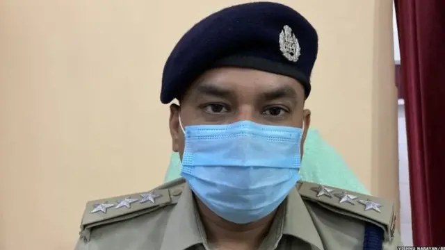 Afisa wa polisi Krishna Murari Prasad