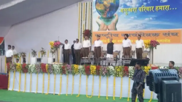 સંઘના કાર્યક્રમમાં હેડગેવાર