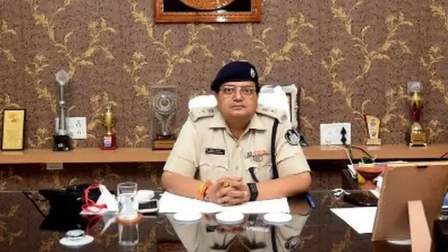दमोह के पुलिस अधीक्षक हेमंत चौहान