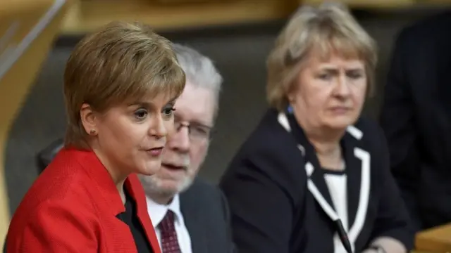 Нікола Стерджен