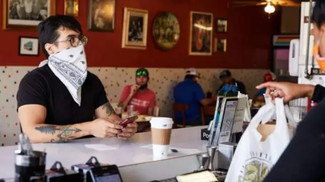 Birçok ülkenin koronavirüs kısıtlamalarını yavaş yavaş kaldırmasıyla beraber ikinci dalga endişeleri artmaya başladı.