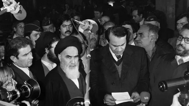 یزدی، قطبزاده، خمینی