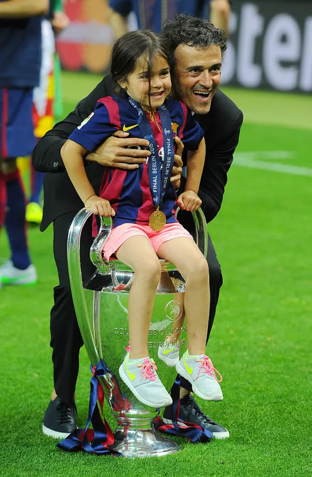 Luis Enrique na nwa ya nwaanyị bụ Xana