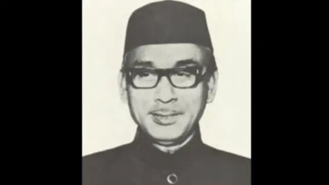 खोंडकार मुश्ताक अहमद