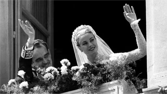 Njeno venčanje sa princem Renijeom od Monaka 1956. bila je senzacija - Keli je živela san iz bajke, ali to je značilo okončanje holivudske karijere