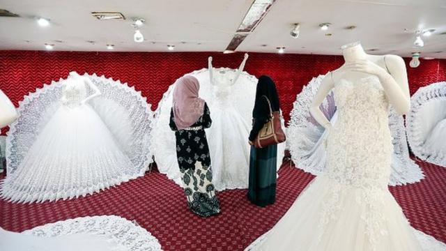 En Tunisie, la virginité jusqu'au mariage reste une condition sine qua non pour les femmes.