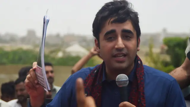 பாகிஸ்தான் தேர்தல்: 3 பெருங்கட்சிகளும், அதுகுறித்த தகவல்களும்