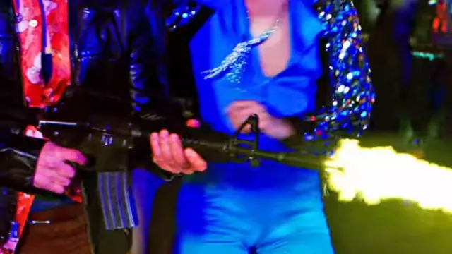 Фотографија је из видео клипа „God Control"