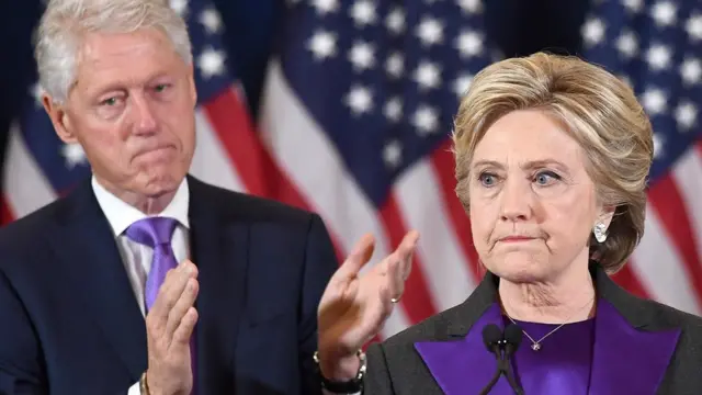 هيلاري وزوجها بيل كلينتون