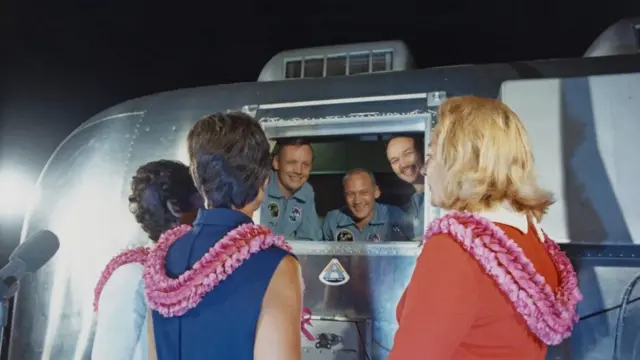 خضع رواد فضاء بعثة أبولو 11 للحجر الصحي بعد الهبوط على سطح الأرض