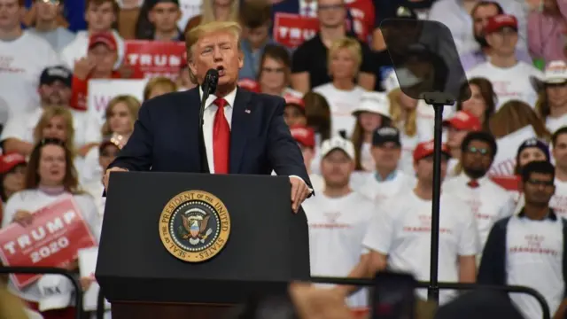 Trump Kentucky Eyaleti'nde düzenlediği seçim mitinginde konuşuyor (4 Kasım 2019)