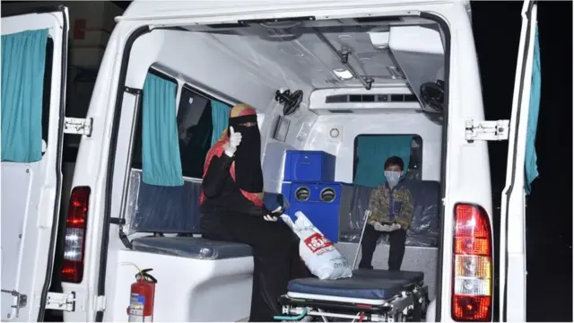 అనంతపురంలో ఒక తొమ్మిదేళ్ల బాలుడికి కరోనా సోకింది, ఆ బాలుడు కోలుకోవడంతో డిశ్చార్జ్ చేశారు