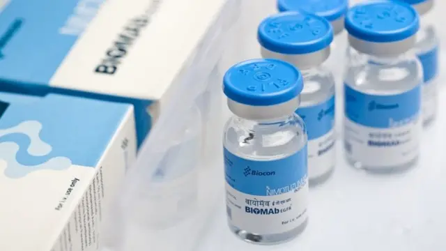 تصنع الشركة مستحضرات طبية بيولوجية، أي أدوية مشتقة من مصادر طبيعية وحيوية