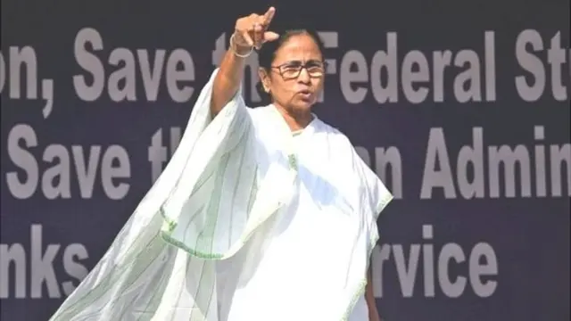 மேற்கு வங்கத்தில் ஒரு நாள் முன்னதாகவே பிரசாரத் தடை