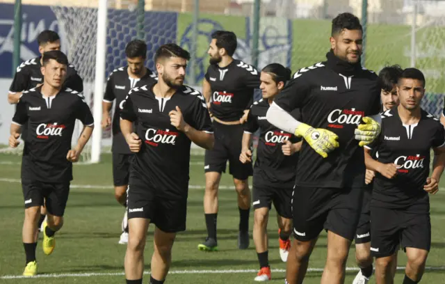 مردم میتوانند مسابقه تیم افغانستان با سنگاپور را از طریق پخش زنده صفحه رسمی فیس بوک این فدراسیون تماشا کنند