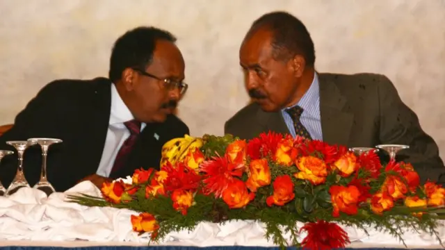 ፕረዚደንት መሓመድ ፋራማጆ (ጸጋም) ፕረዚደንት ኢሳይያስ ኣፈወርቂ (የመን)