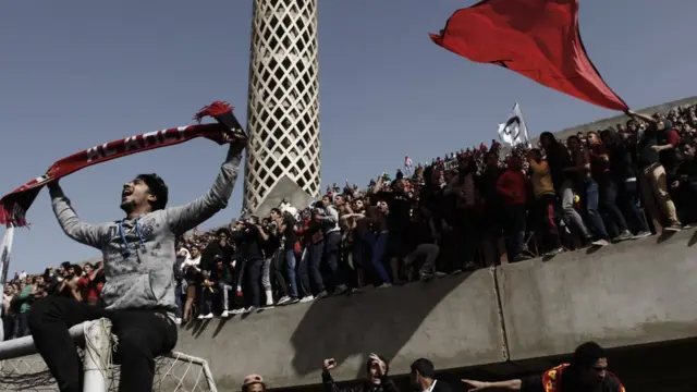 صورة لمشجعي الأهلي