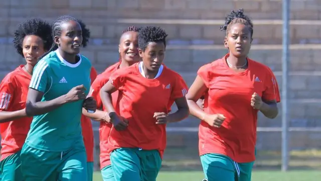 ሎዛ አበራ በልምምድ ላይ