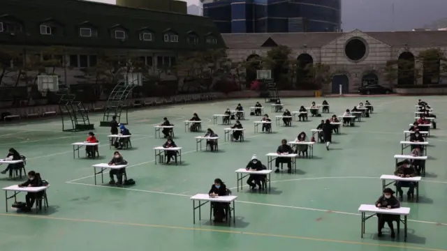 વિદ્યાર્થીઓની તસવીર