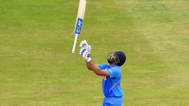 4 சதங்கள், 544 ரன்கள் - சச்சினின் சாதனையை முறியடிப்பாரா 'ஹிட்மேன்' ரோகித் சர்மா?