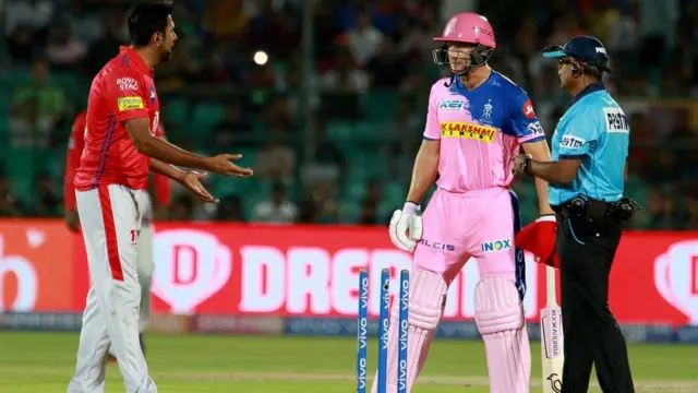 රවිචන්ද්‍රන් අශ්වින් ජොස් බට්ලර් දවා ගත් අවස්ථාව